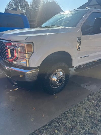 2022 Ford F-350 Super Duty 4X4 King Ranch 4DR Crew Cab 8 FT. LB DRW Pickup