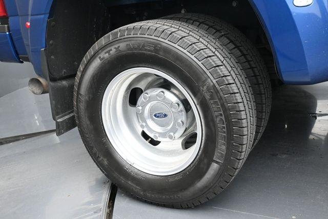 2022 Ford F-350 - $70,966