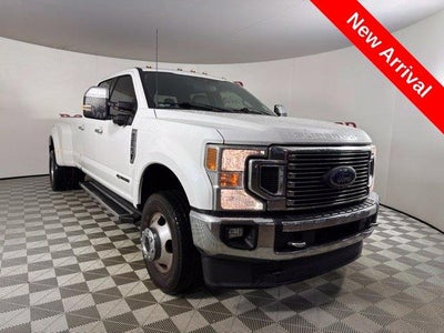 2022 Ford F-350 Super Duty 4X4 Lariat 4DR Crew Cab 8 FT. LB DRW Pickup