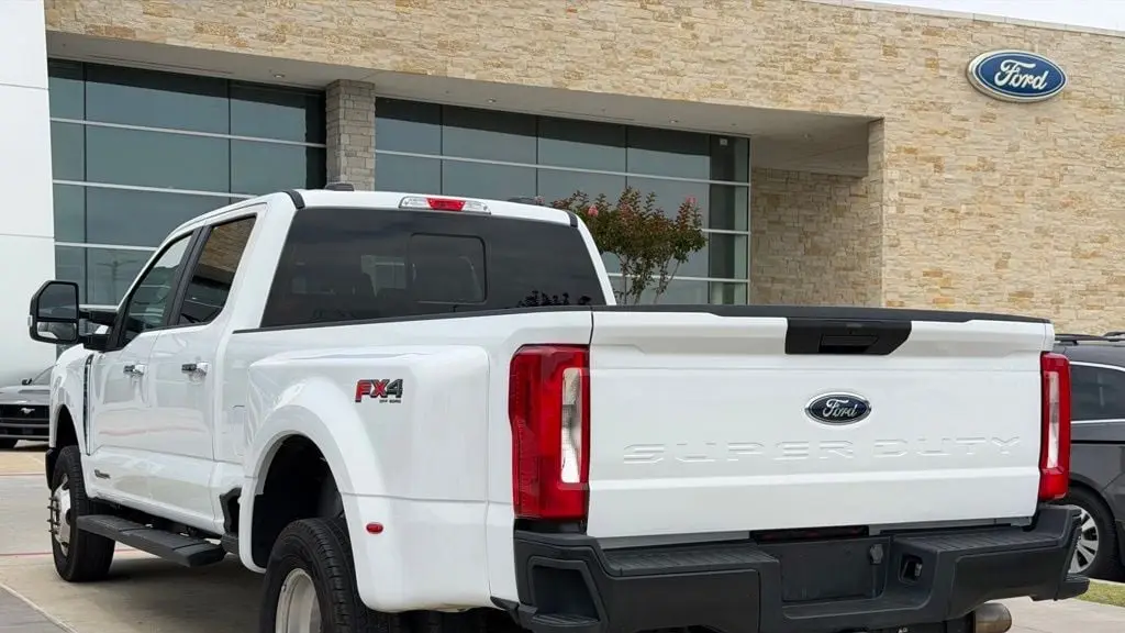 2023 Ford F-350 Super Duty King Ranch