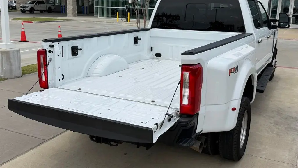 2023 Ford F-350 Super Duty King Ranch