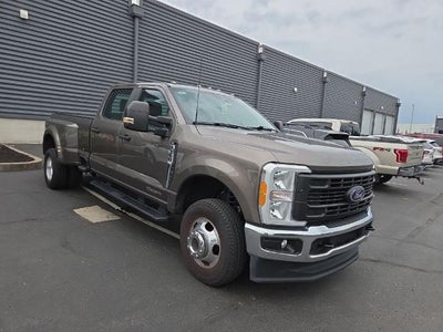 2023 Ford F-350 Super Duty 4X4 King Ranch 4DR Crew Cab 8 FT. LB DRW Pickup