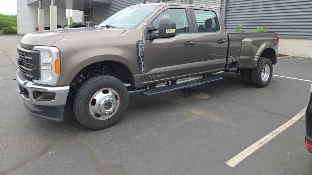 2023 Ford F-350 Super Duty King Ranch
