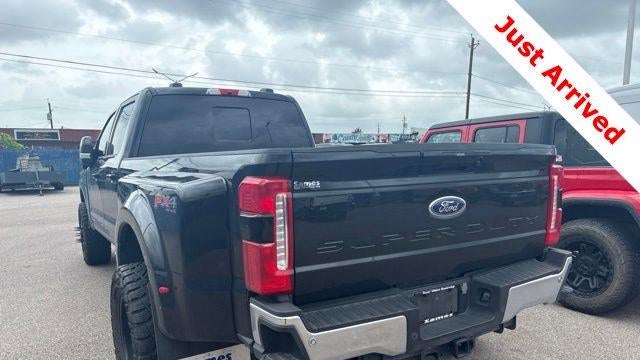 2023 Ford F-350 Super Duty Lariat