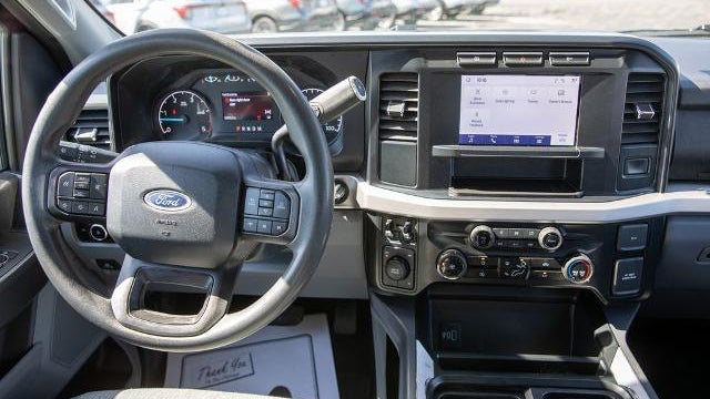 2024 Ford F-350 Super Duty Platinum