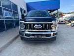 2025 F-350 Super Duty Thumbnail 3