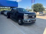 2025 F-350 Super Duty Thumbnail 4