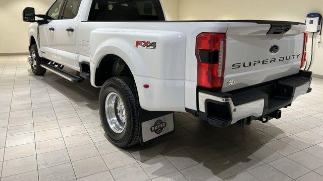 2025 Ford F-350 Super Duty Platinum