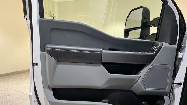 2025 Ford F-350 Super Duty Platinum