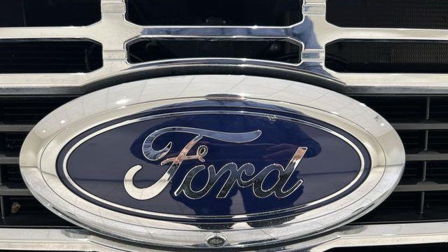 2025 Ford F-350 Super Duty Platinum