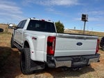 2025 F-350 Super Duty Thumbnail 3