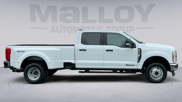 2026 Ford F-350 Super Duty XLT