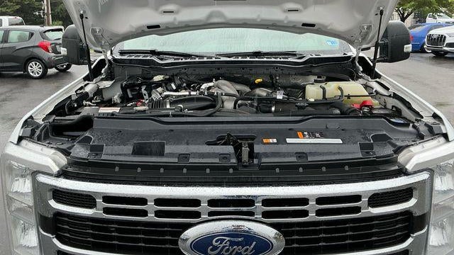 2026 Ford F-350 Super Duty XLT
