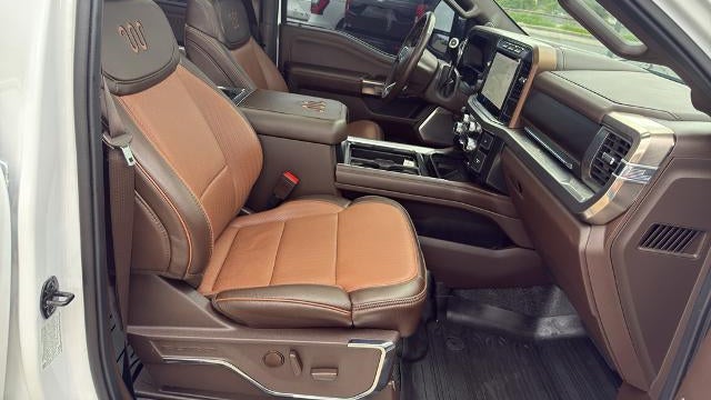 2023 Ford F-450 Super Duty King Ranch