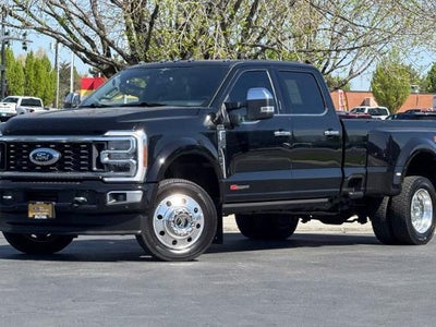 Photo of a 2023 Ford F-450 Super Duty 4X4 King Ranch 4DR Crew Cab 8 FT. LB DRW Pickup for sale
