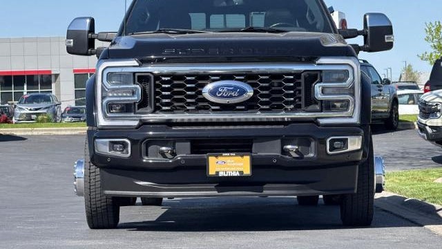2023 Ford F-450 Super Duty XLT