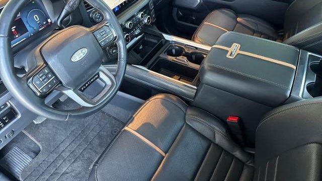 2023 Ford F-450 Super Duty XLT