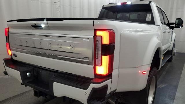2024 Ford F-450 Super Duty Lariat