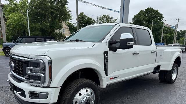 2024 Ford F-450 Super Duty King Ranch