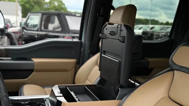 2025 Ford F-450 Super Duty King Ranch