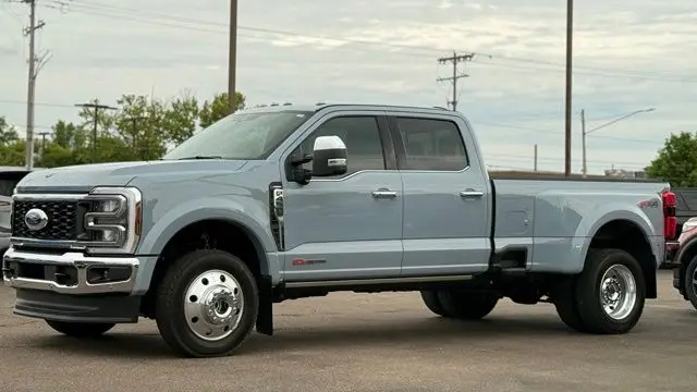 2025 Ford F-450 Super Duty King Ranch