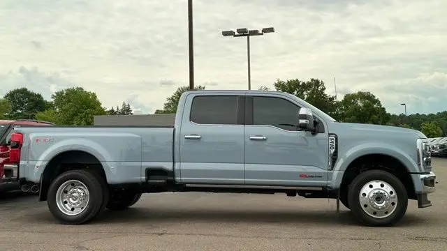 2025 Ford F-450 Super Duty King Ranch