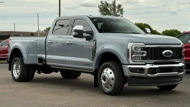 2025 Ford F-450 Super Duty King Ranch