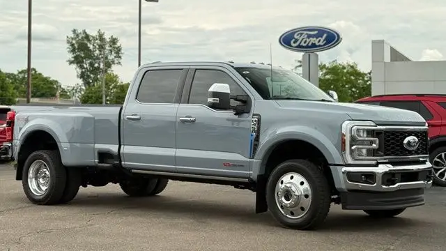 2025 Ford F-450 Super Duty King Ranch