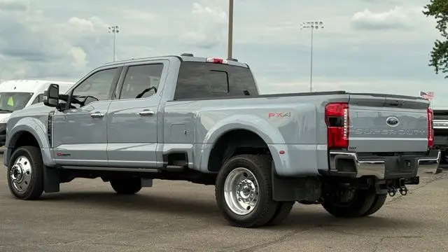 2025 Ford F-450 Super Duty King Ranch