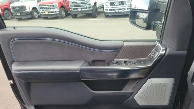 2025 Ford F-450 Super Duty King Ranch