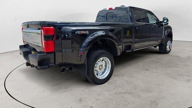 2025 Ford F-450 Super Duty King Ranch