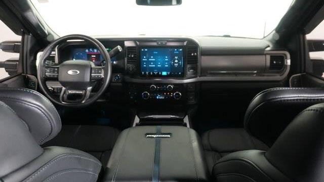 2025 Ford F-450 Super Duty King Ranch
