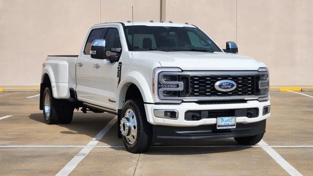 2026 Ford F-450 Super Duty XLT