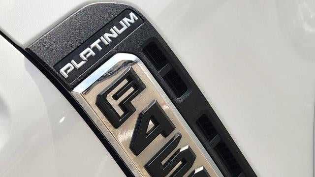 2026 Ford F-450 Super Duty XLT