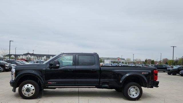 2026 Ford F-450 Super Duty XLT