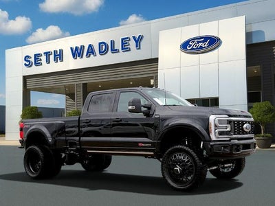 Photo of a 2026 Ford F-450 Super Duty 4X4 XLT 4DR Crew Cab 8 FT. LB DRW Pickup for sale