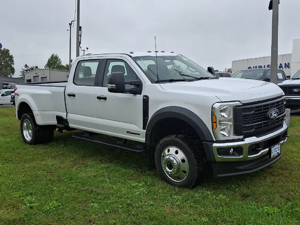 2027 Ford F-450 - $72,200