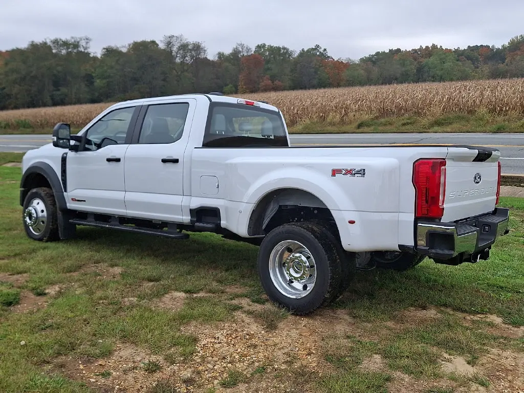 2027 Ford F-450 - $72,200
