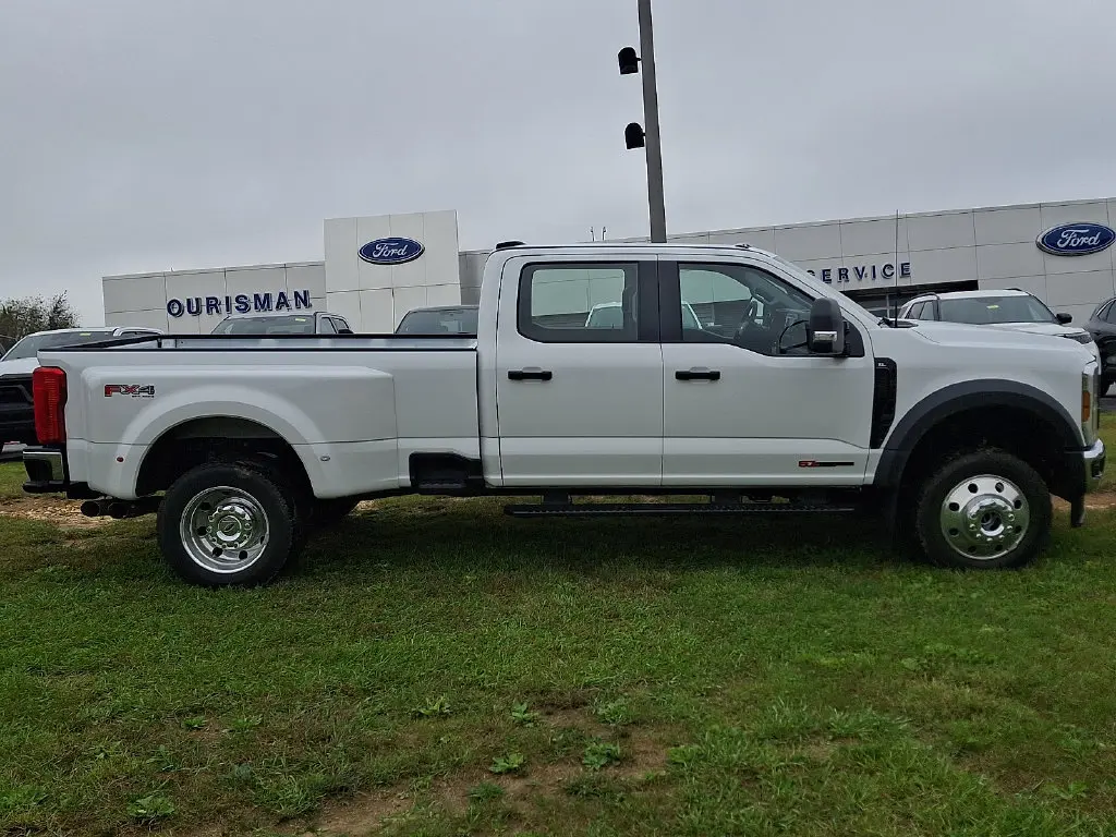 2027 Ford F-450 - $72,200