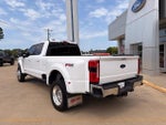 2023 F-450 Super Duty Thumbnail 2