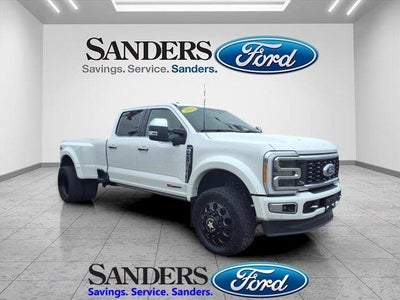 Photo of a 2023 Ford F-450 Super Duty 4X4 King Ranch 4DR Crew Cab 8 FT. LB DRW Pickup for sale