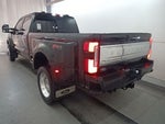 2023 F-450 Super Duty Thumbnail 2