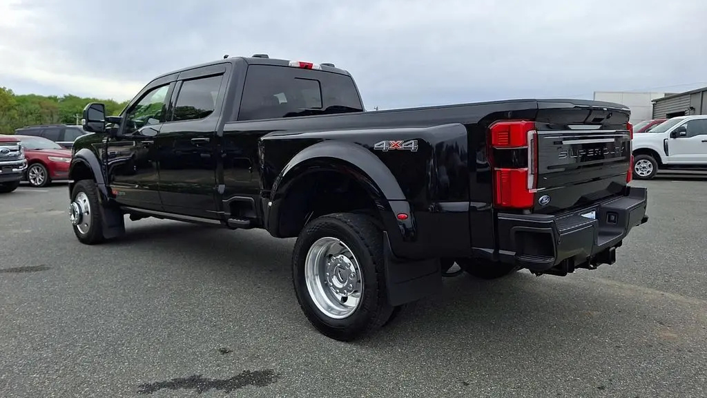 2025 Ford F-450 Super Duty King Ranch