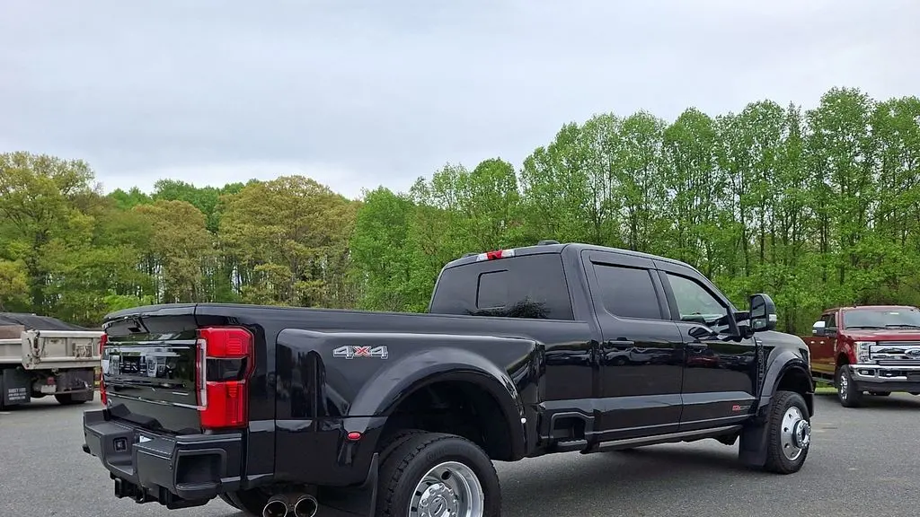 2025 Ford F-450 Super Duty King Ranch