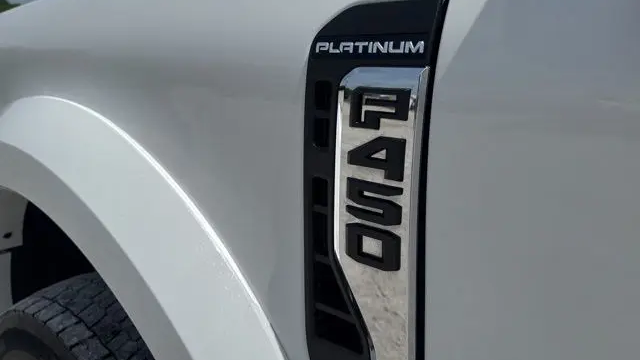 2025 Ford F-450 Super Duty King Ranch