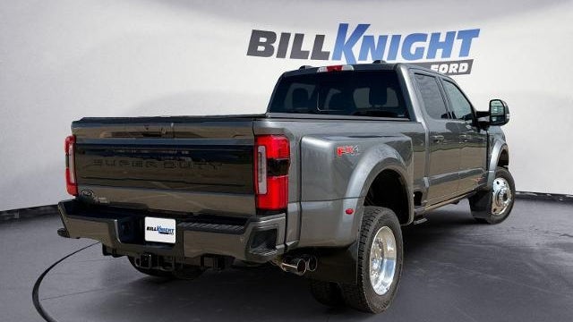 2025 Ford F-450 Super Duty King Ranch