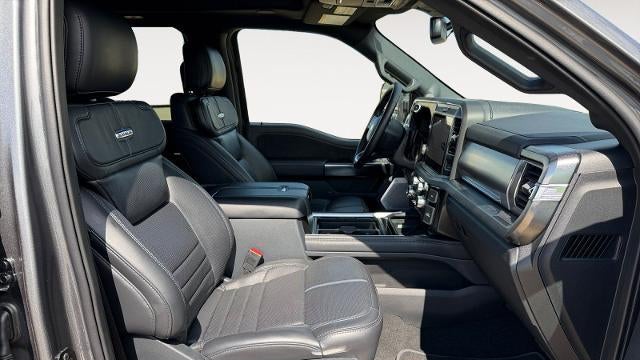 2025 Ford F-450 Super Duty King Ranch