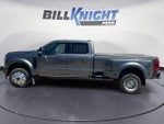 2025 F-450 Super Duty Thumbnail 2