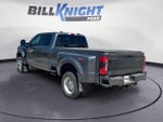 2025 F-450 Super Duty Thumbnail 3