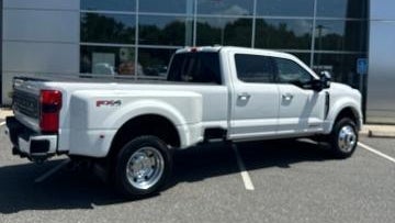 2026 Ford F-450 Super Duty XLT